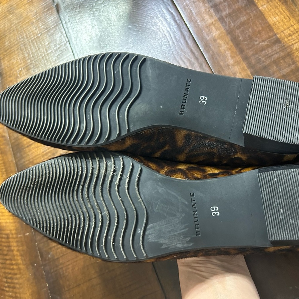 Brunate Leopard Print Flats - Picture 4 of 4